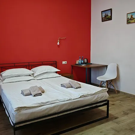 Blur Inn Gallery Yerevan Exterior photo