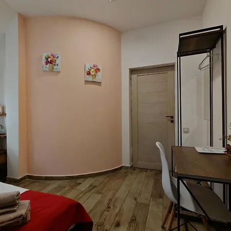 Blur Inn Gallery Yerevan Exterior photo